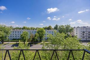 Elegancki Apartament dla 4 osób w Warszawie by Noclegi Renters