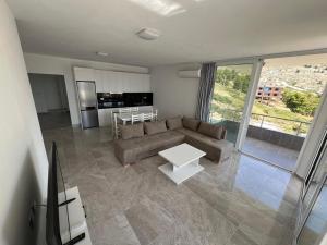 Beauty Villa Sarande ! Uphill Location