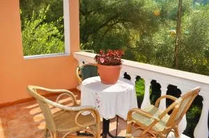 Holiday House Letta in a very quiet location - Agios Gordios Beach - Kamára