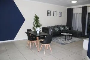 Deep Blue 2 Bed Apartment in an estate - Modderfontein