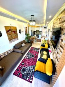 رويال بيتش رأس الحكمة ميني فيلا 2 نوم مكيف كامل صف اول بحر استاند الون عائلات فقط