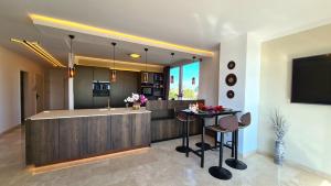Deluxe Appartment mit Marmorböden und Gold-Design El Dorado