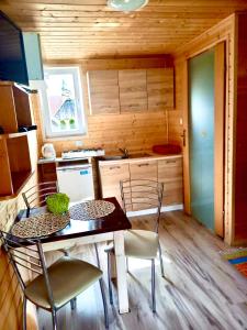 Domki w Rusinowie u Gosi