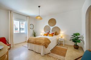 39 Front row panoramic sea view Estepona