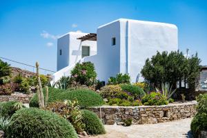 Melangio Villa Private Pool & Sunrise Views - Best Location