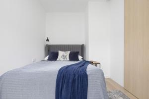 Modern Apartment Grzybowska 37 in the Centre of Warsaw by Noclegi Renters