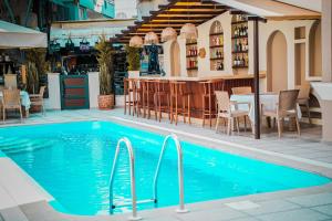 Han Apart Hotel Side