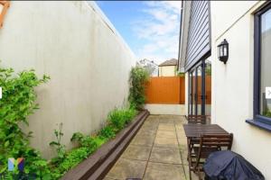 Three Bedroom Detached Home with Parking, Dog friendly, Quiet location, Short Drive to Beach!