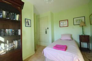 Maisons de vacances 4* a Belle ile en Mer, 5 chambres, 2 salles de bains, avec jardins privatifs : photos des chambres