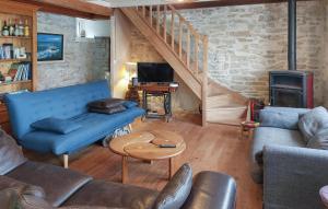 Maisons de vacances 4 Bedroom Lovely Home In Riec-Sur-Belon : photos des chambres