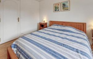 Maisons de vacances 4 Bedroom Lovely Home In Riec-Sur-Belon : photos des chambres