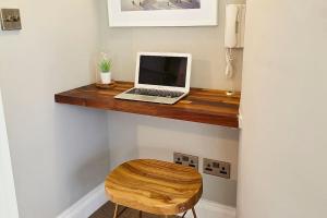 Lovely 2 bed apartment in Shoreditch on quiet side street