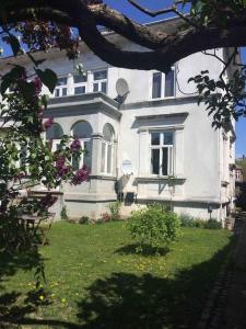 Mezzanine apartment design furnished & 3m2 for city center