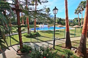 1 Bed-4 Guests-AirCon-Parking-Golf