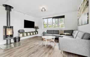 Lovely Home In Knebel With Kitchen