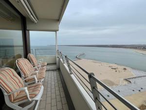 Queen Josefine, 3-Zimmer-Eckwohnung mit Trave- und Meerblick