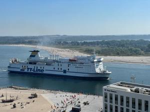 Queen Josefine, 3-Zimmer-Eckwohnung mit Trave- und Meerblick