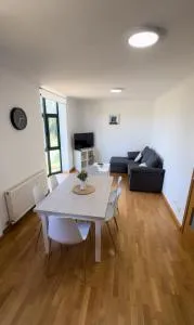 PortoHome II - León