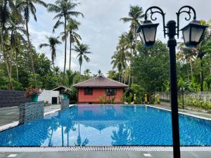 LEISURE VALLEY BEACH RESORT