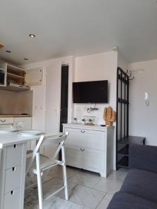 2 pieces en Duplex à 5 minutes de la plage N2