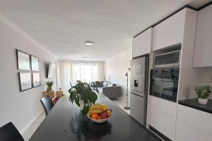 Kalk Bay Stylish 2Bed-Pool&Patio - 33