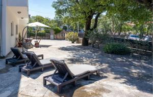 2 Bedroom Awesome Apartment In Povile 