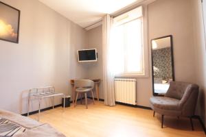 Hotels Hotel Des Arts, Artisanal et Independant : photos des chambres