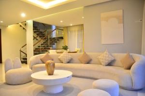 Morning Glory Mountain View Villa 4 bedrooms with a private swimming pool