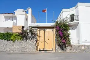 Salinas Beach Hotel Bodrum-Boutique Concept - Гюмбет