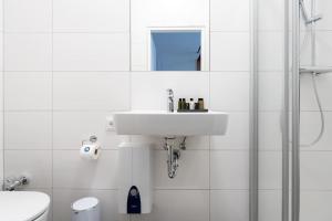 Lake Suite, Self Check-In by HM