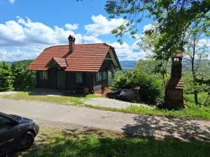 Jurina Hiža - Podevčevo