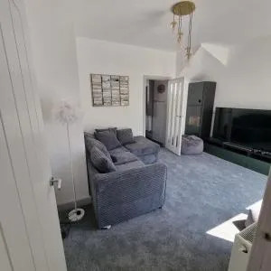 The quiet central cottage - Turnchapel