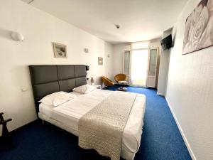 Hotels Le National : photos des chambres