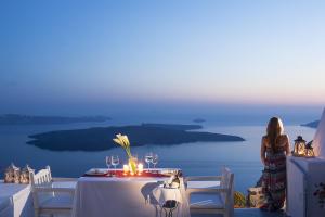 Aliko Luxury Suites Santorini Greece