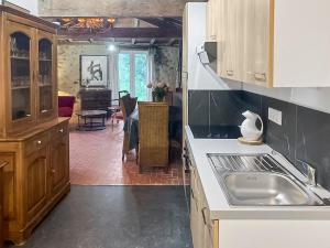 Maisons de vacances Le Clos des Ecorcins - Terrasse - Parking prive : photos des chambres