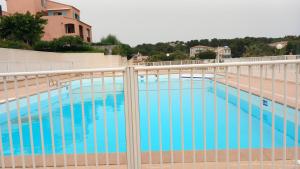 Appartements Le Moorea 2 est a 5 min de l'hyper centre et plages : photos des chambres
