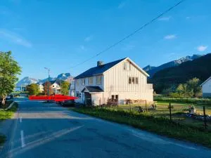 Leilighet på Kvalvika & Ryten - Hovdan