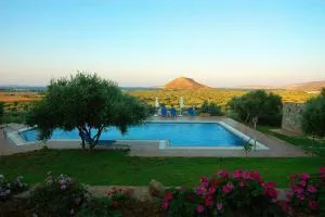 Olive Garden Houses - Anevató