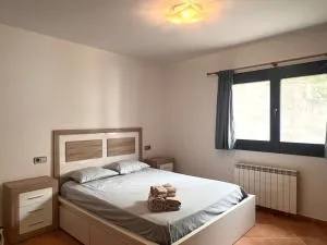 Alquiler de Temporada Rialp -L'Amfitriona - Olp