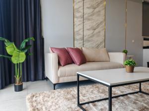 Modern Elegance - Urban Suites by Ocean Luxe