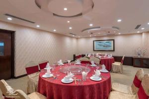 Red River Hotel LC- by BAY LUXURY