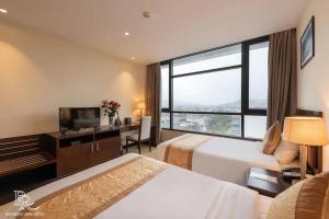 Red River Hotel LC- by BAY LUXURY