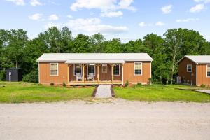 Block of 7 Lodges at Eden Reserve - For Groups