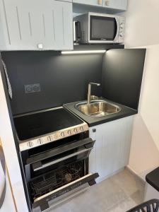 Superbe studio climatisé sur le port de Hyeres