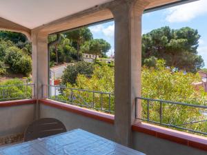 One-Bedroom Apartment with Terrace