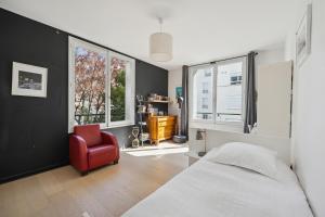 Veeve - Thoroughly Modern Maison