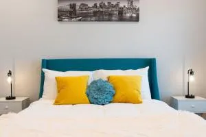 Affordable Private Room - Shared - River Oaks