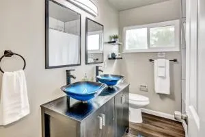 Mid Century Wineries Game Room - Lockeford