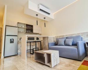 BORA Studio by Elle Residence Free Beach Club