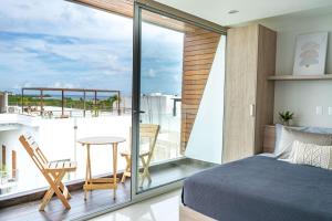 DK Exlusive 1BR- Balcony and Rooftop Sea view